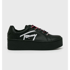 Tommy Jeans dámské černé tenisky na platformě - 38 (BDS)